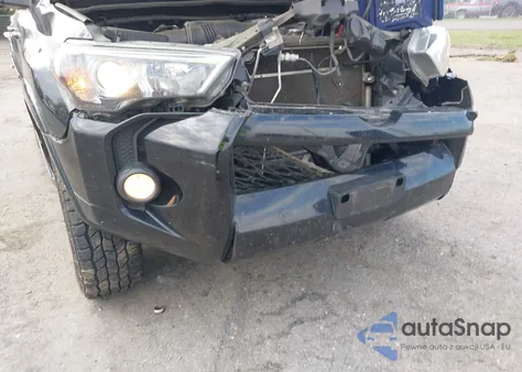 2020 Toyota 4Runner Sr5 Premium z USA, uszkodzony, nr VIN JTEBU5JR6L5796733